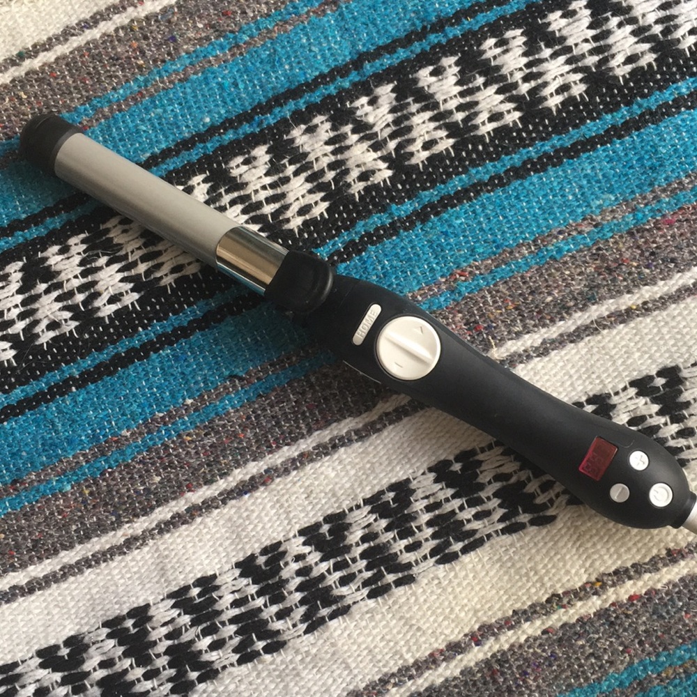 Beachwaver S1 Rotating Curling Wand!